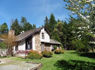 434 Sallsten Ln, Grants Pass, OR 97527