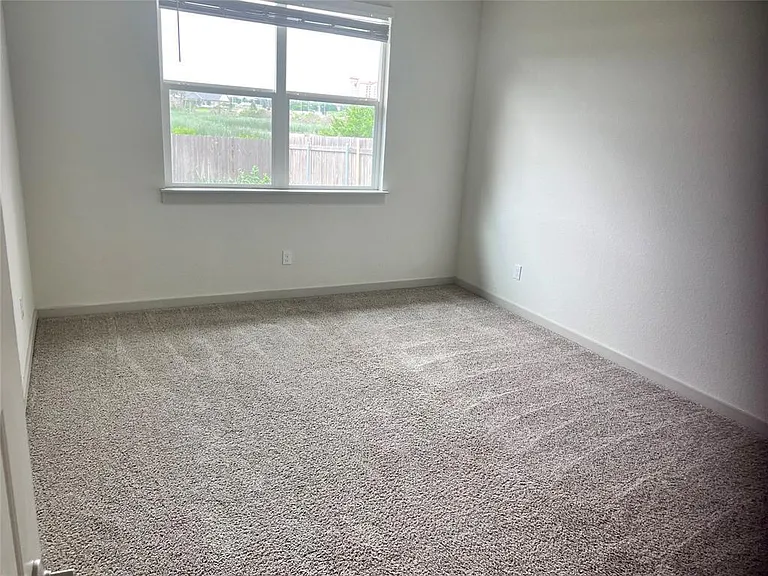 112 New Hampton Way — Photo 14