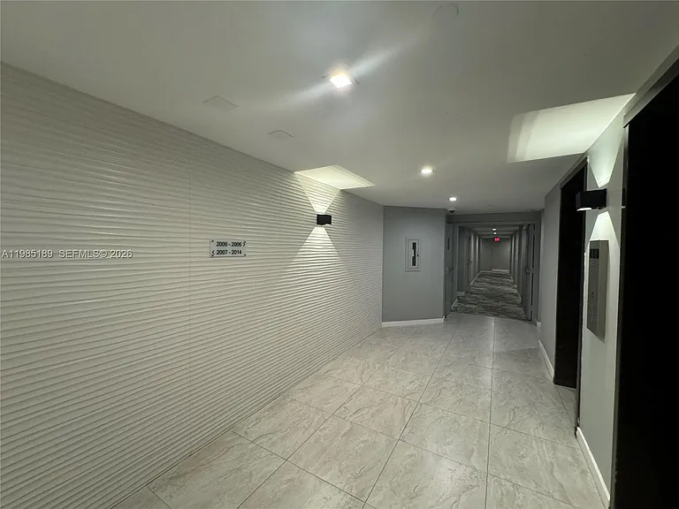2555 Collins Ave #2002 — Photo 40