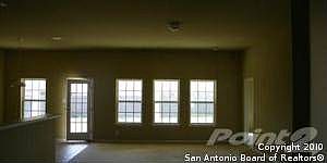 4th image of 11734 Oak Park Gln