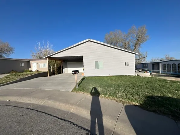 1307 Sigma Dr, Rawlins, WY 82301