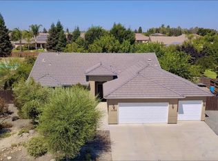 1355 S Mesa Oak St, Porterville, CA 93257
