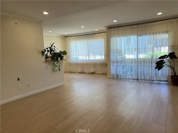 5328 Newcastle Ave Unit 62, Encino, CA 91316