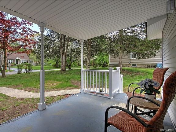 Enjoy the peace and serenity of the quiet country setting!