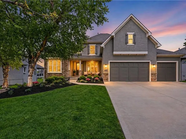16816 Stearns St, Overland Park, KS 66221