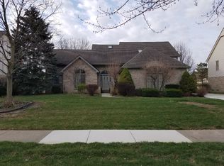 1913 Barnes Ct, Troy, MI 48098