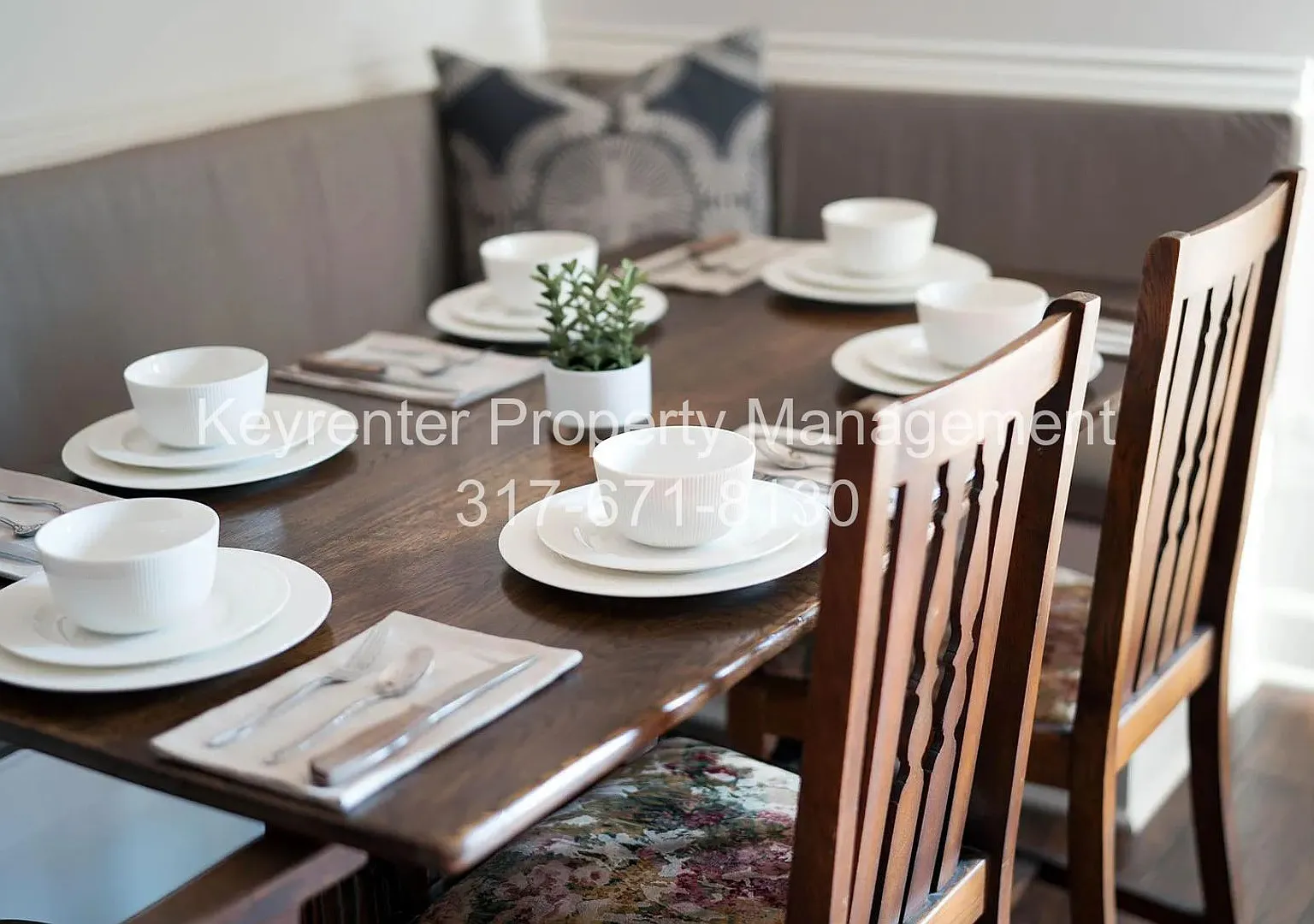 Modern Bungalow walking distance to Fountain Square! — Photo 4