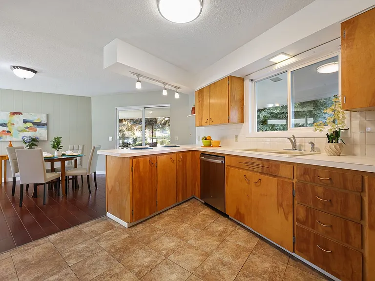 5113 Brassfield Dr SE — Photo 15