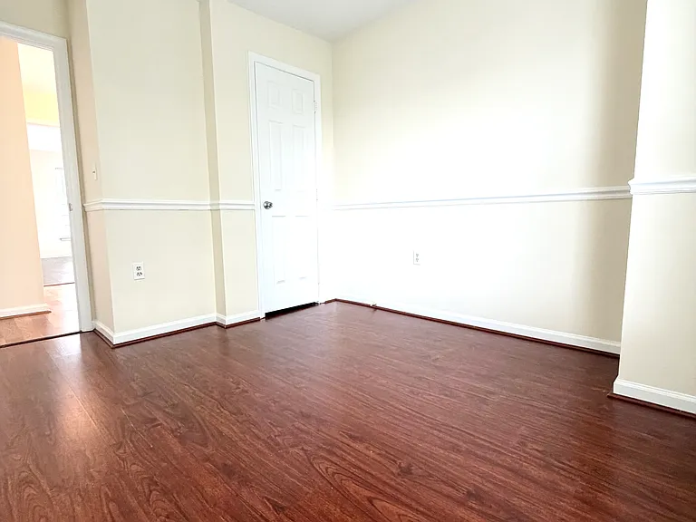2543 Selkirk Ct — Photo 31