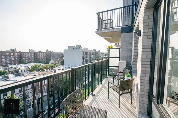 Rented by Highline Residential | media 89
