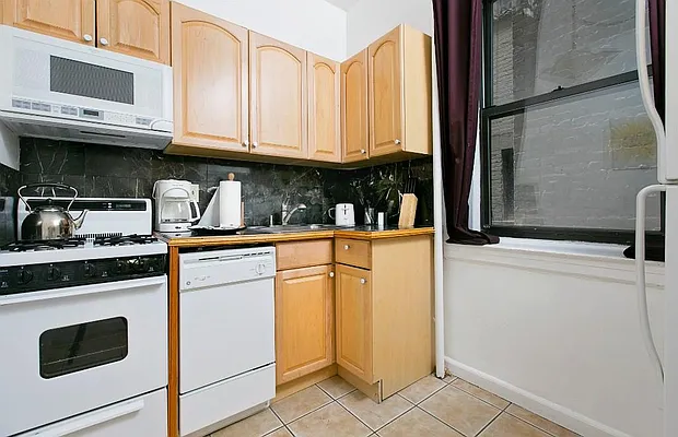Rented by Charles Coutinho LLC | media 6