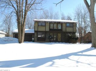 6797 Palmerston Dr, Mentor, OH 44060