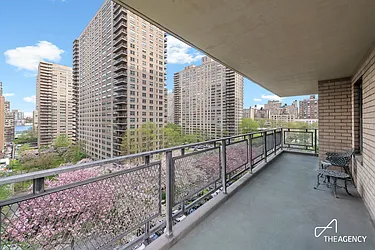 160 West End Avenue, #8E