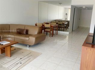 2650 S Course Dr APT 410, Pompano Beach, FL 33069