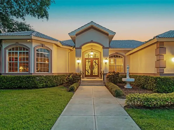 7152 Savoy Ct, Seminole, FL 33776
