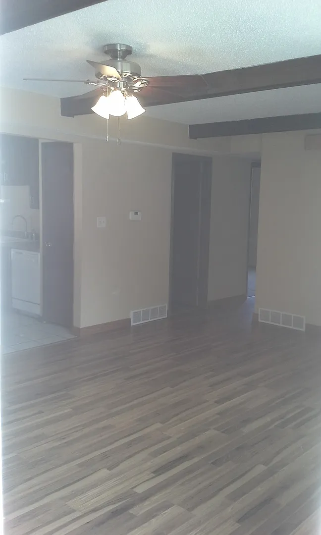 Viking Drive Condominiums — Photo 3