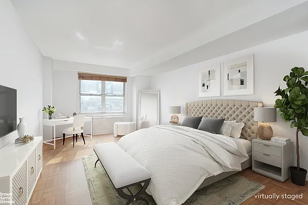 Sold by Brown Harris Stevens | media 7