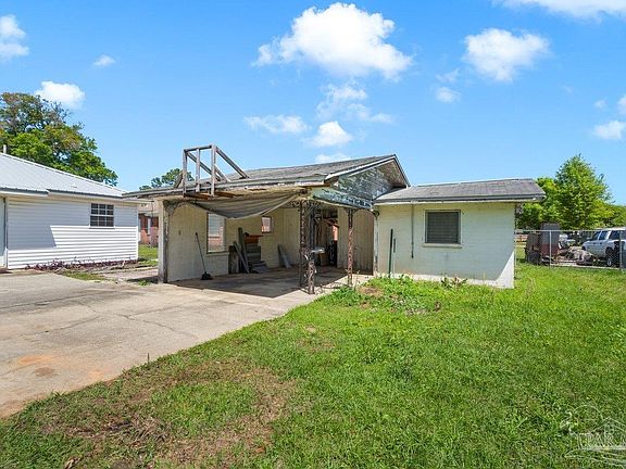 4th image of 8410 Pond Ave