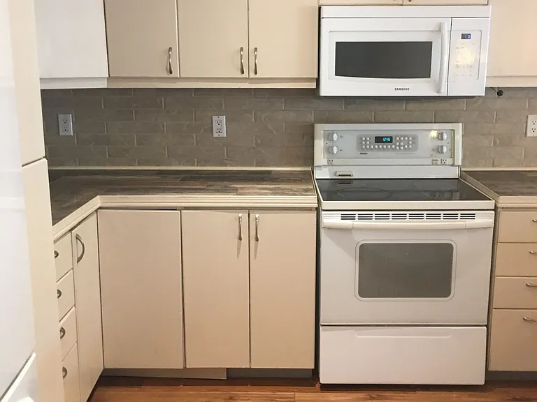 2945 Thomas St #70 — Photo 8