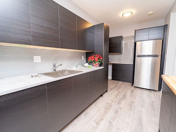 2nd image of 23-69 27th St #2