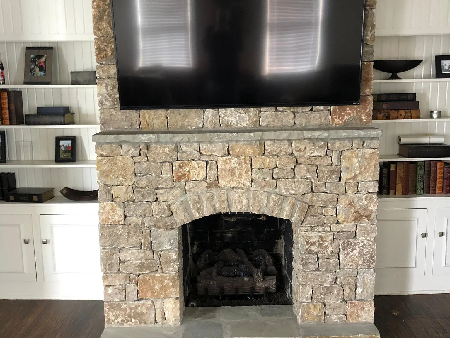 2 bed, 1370 sqft, $2,200 — Photo 4