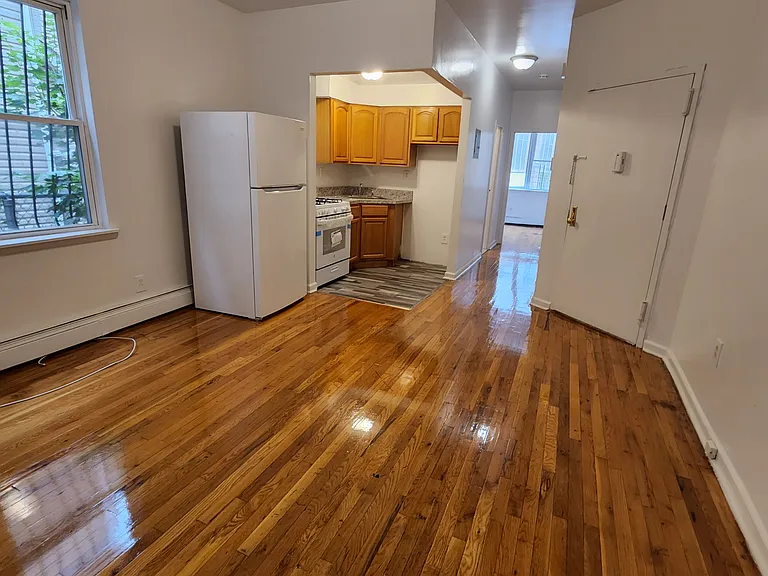 642 18th Ave #1A — Photo 10