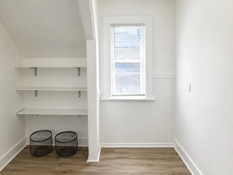 49 Henry St #3 — Photo 3