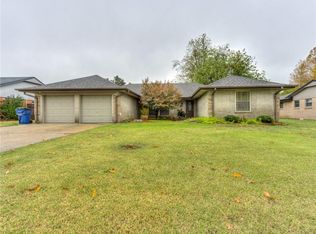 809 SW 26th St, El Reno, OK 73036