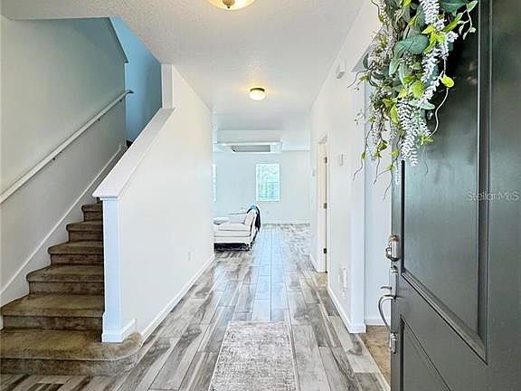 2nd image of 224 Trinity Ridge Cir