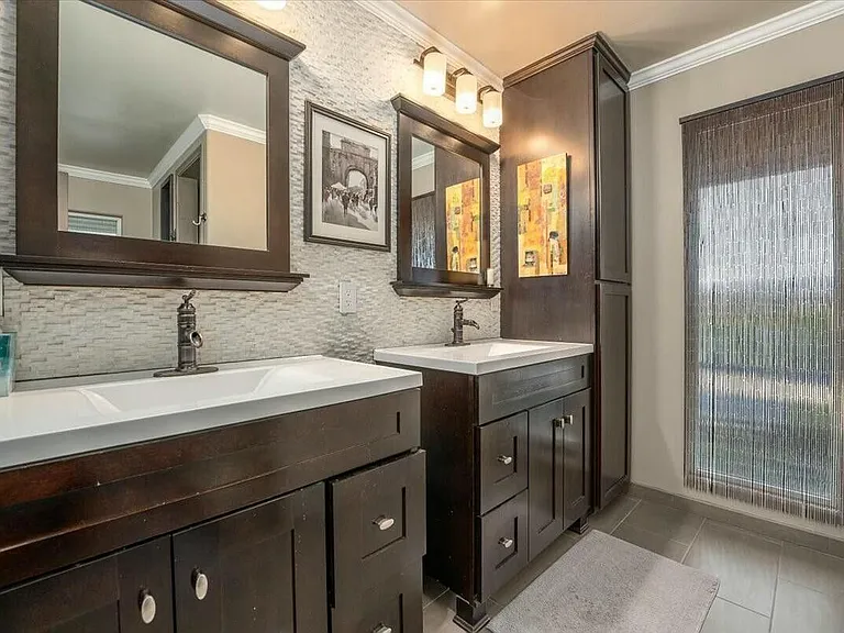 155 Village Dr — Photo 12