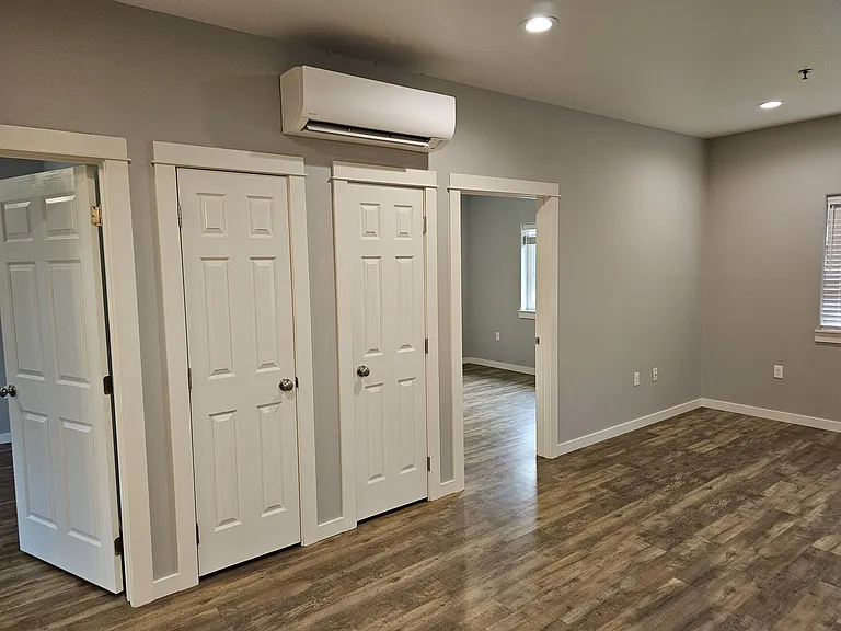 2111 Alder St #4 — Photo 5