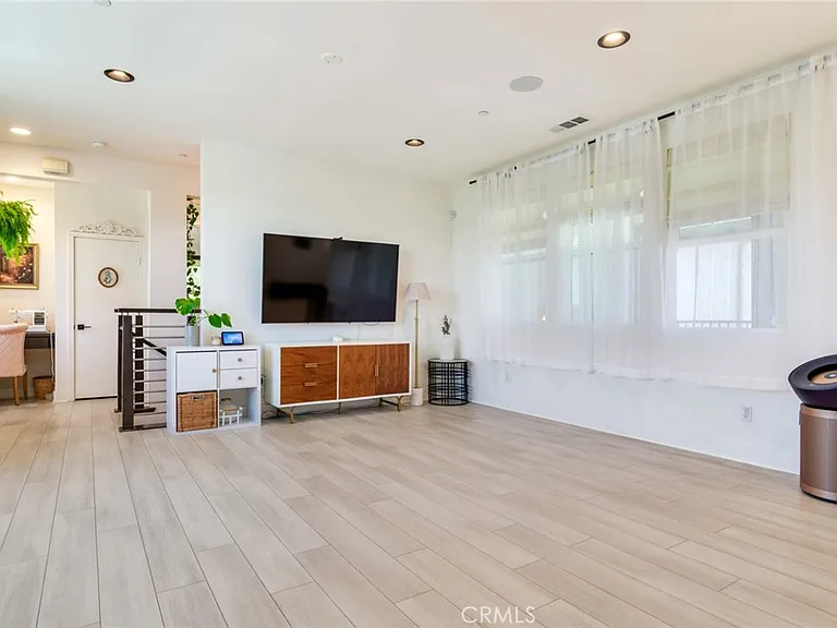 26149 Park Ave #53 — Photo 7