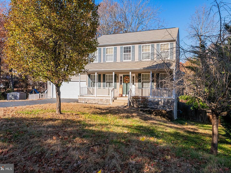 1st image of 5 Rosewood Dr