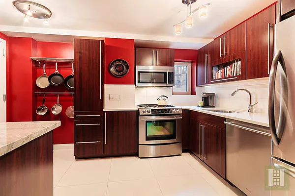 Rented by Halstead Real Estate | media 15