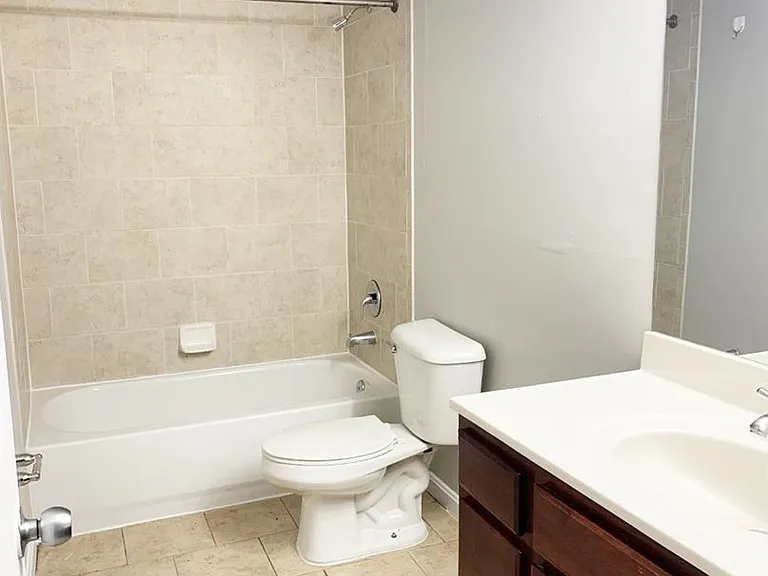 525 Lowell Ave — Photo 45