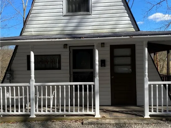 216 Minihita Dr, Ford City, PA 16226