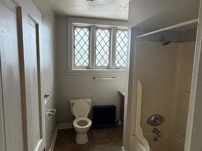 Unit Photo