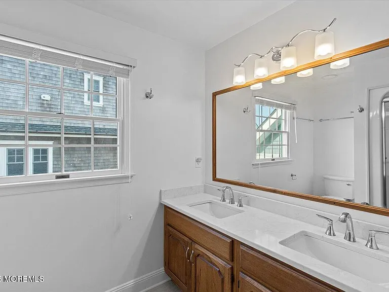 1118 Barnegat Ln — Photo 41