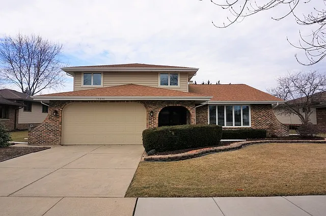 15230 Saint Andrews Dr photo 1
