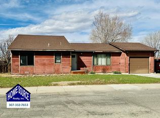 333 Bellvue Ave, Lander, WY 82520