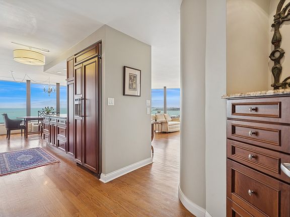 5th image of 505 N Lake Shore Dr #1810-1811