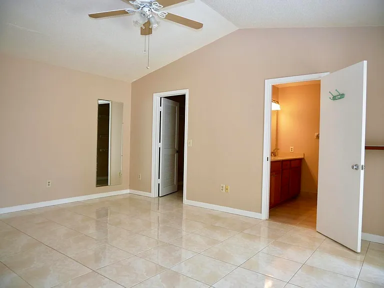 23343 SW 54th Way #A — Photo 12