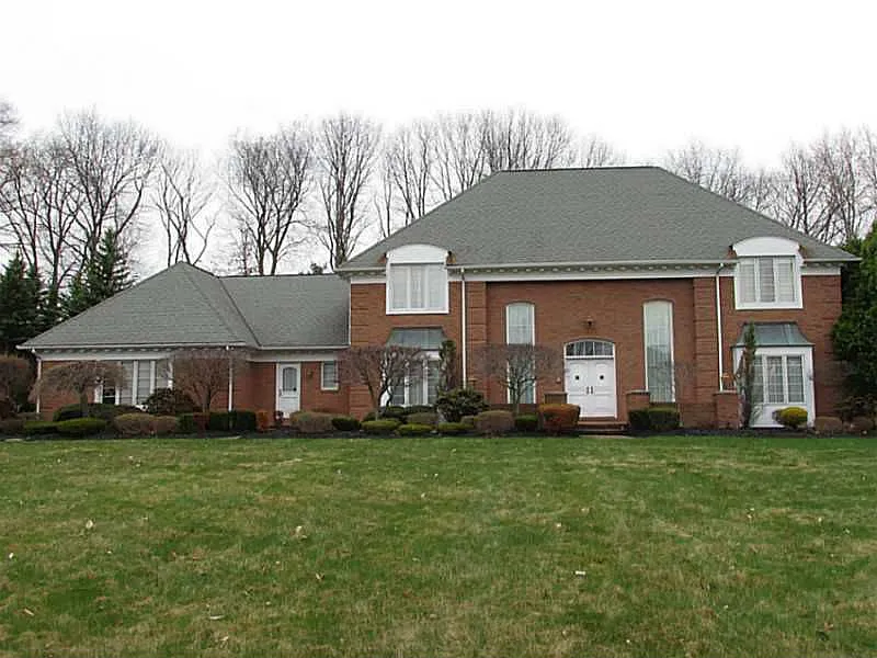 755 Westminster Rd photo 1