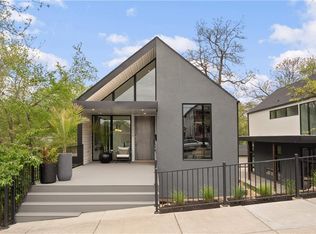 2008 Summit St, Kansas City, MO 64108