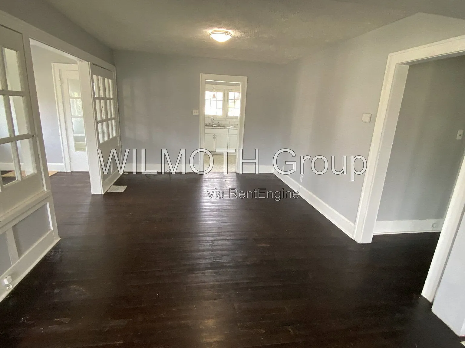 3 bed, 1.0 bath, 2225 sqft, $1,195 — Photo 4