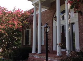 Annette Dr, Dickson, TN 37055