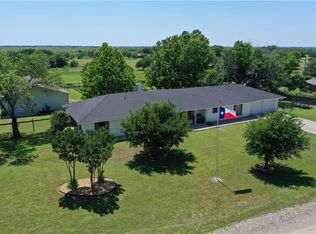 155 N Powell Dr, Hubbard, TX 76648
