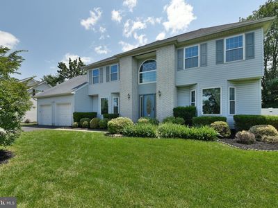 10 Erica Lynne Way, Hamilton, NJ, 08690