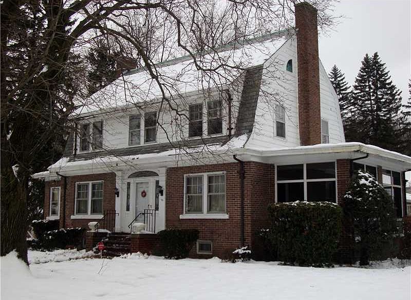 181 Winter St, Woonsocket, RI 02895 Zillow