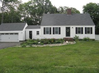 4 Lenway Rd, Newbury, MA 01922